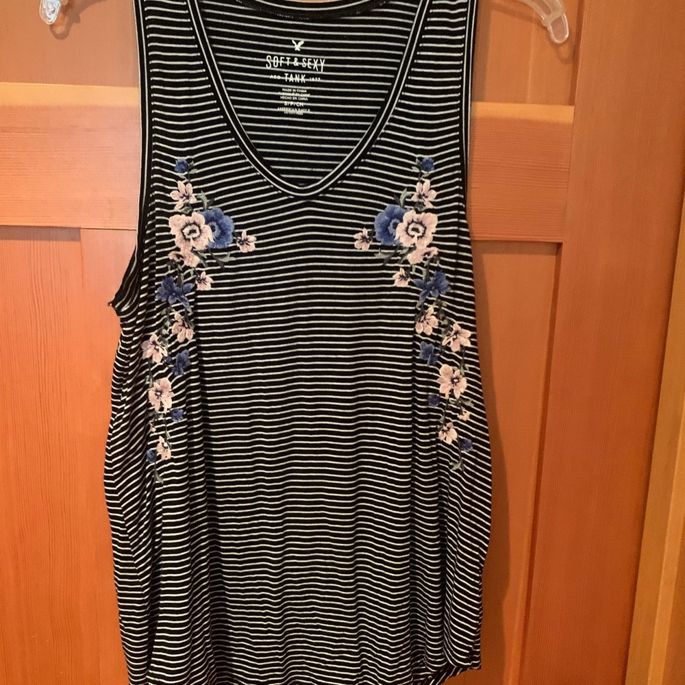 American eagle aerie soft and sexy tank with embroidery